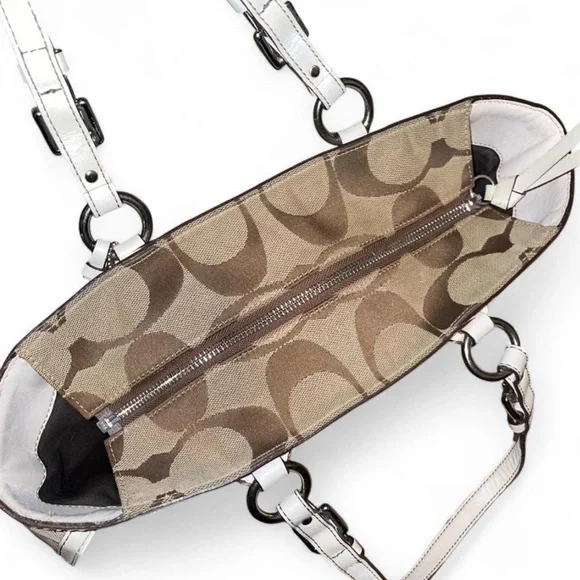 Coach— gallery canvas signature coach bag - Picture 5 of 6